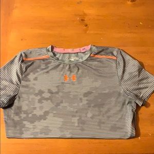 Under Armour YXL shirt